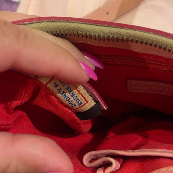 Dooney and Bourke shoulder purse - Picture 9 of 10